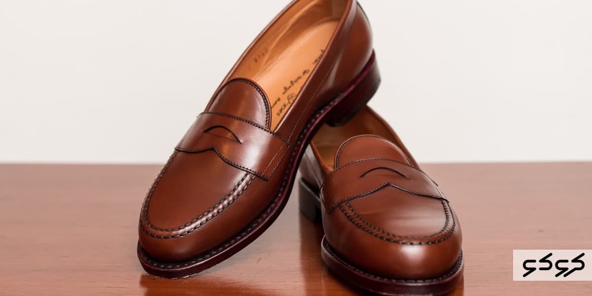 کالج پنی یکی از انواع کفش مردانه است که در میان آقایان بسیار محبوب‌تر است.